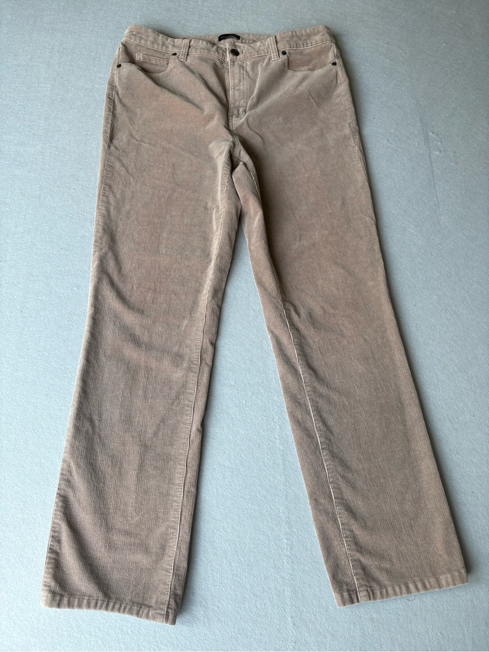 Talbots Straight-Leg Corduroy Pants in Camel sz 10 - Picture 3 of 8